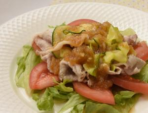冷しゃぶと夏野菜の冷製ソースの写真