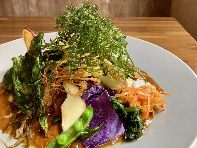 808 Curry & Vegetable
