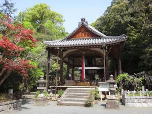 磐手杜神社境内の画像