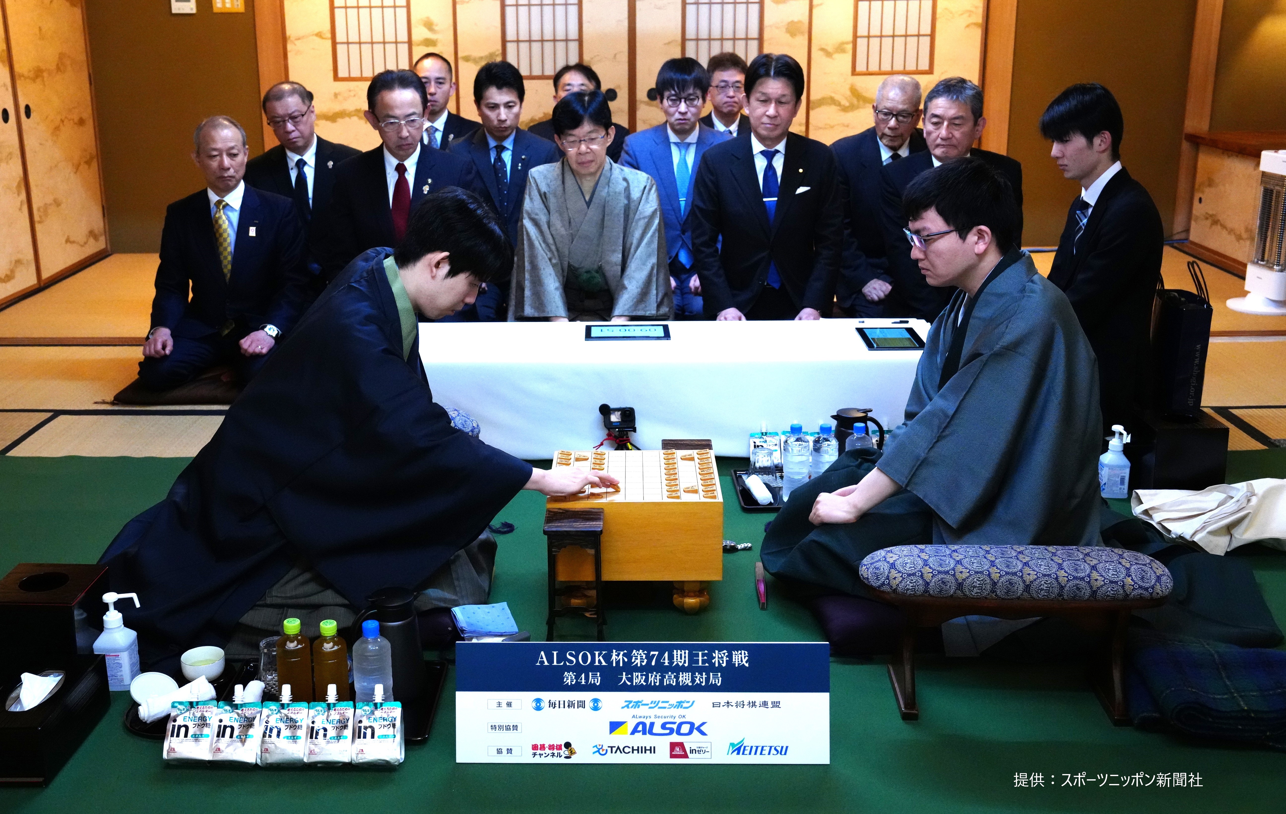 高槻市内で開催された第74期王将戦