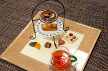 チョコレートと焼き菓子のアフタヌーンティーセット
