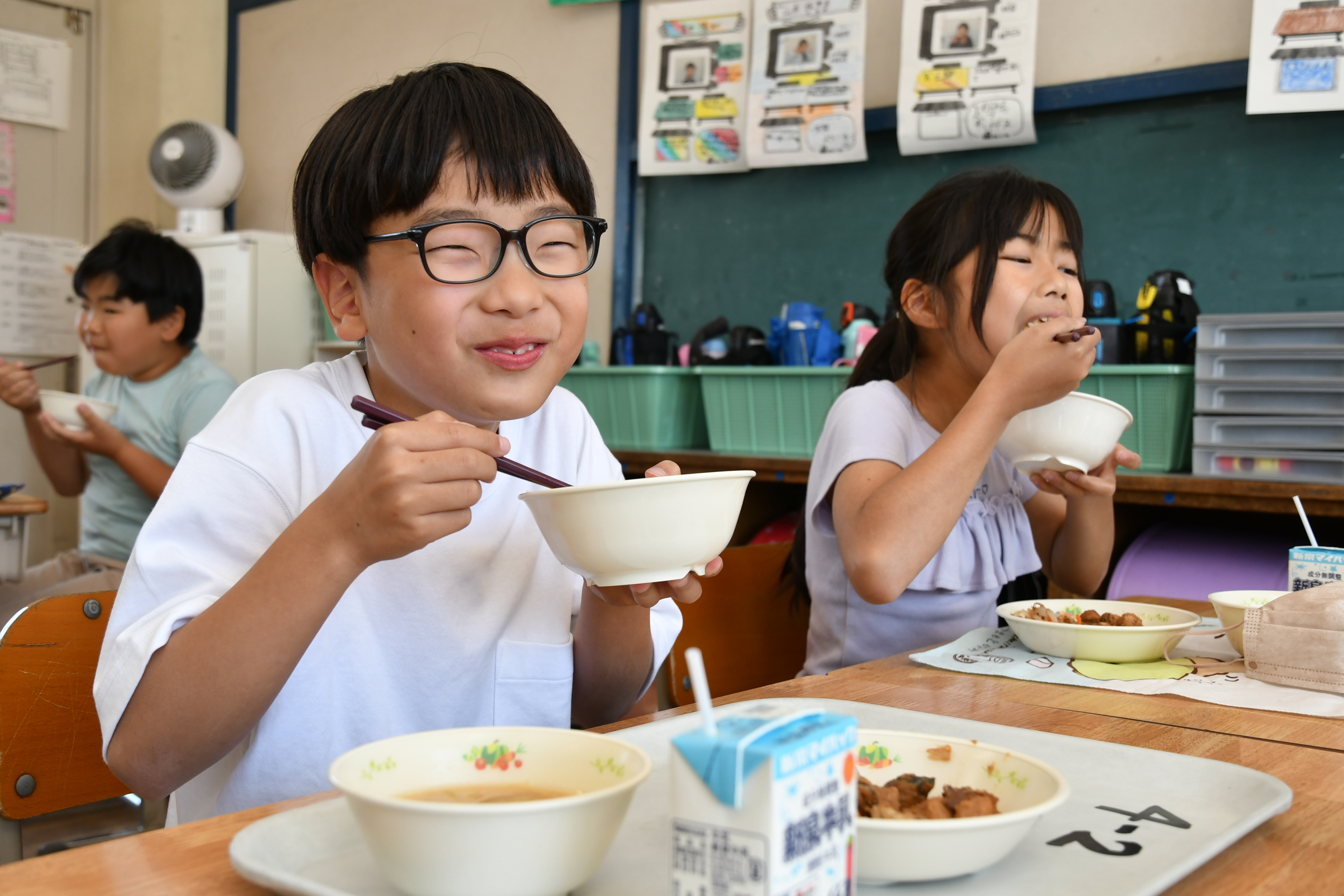 （参考）保健給食課所有喫食写真（施策PRガイド向け）