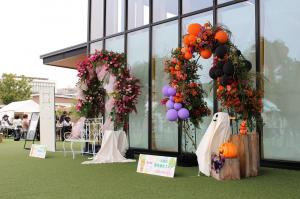 昨年の都市緑化フェア・花で飾られたフォトスポット