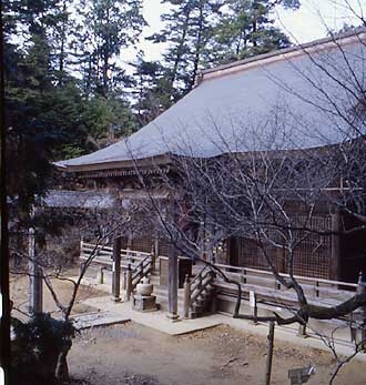 本山寺本堂の画像